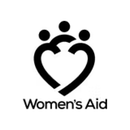 Logotipo "Women's Aid" con un corazon negro formado por las siluetas estilizadas de tres personas, en un circulo blanco.