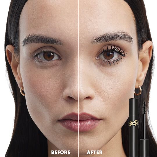 Comparación antes y después de Lash Clash Mascara en tono ciruela. El lado 'Después' muestra pestañas densas, con volumen y un matiz púrpura profundo.
